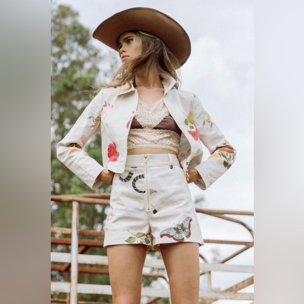 Lenni Rodeo Shorts - Picture 3 of 4
